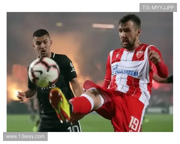 费耶诺德新投资助推球队实力提升，面对赛季更高目标展现竞争力增强